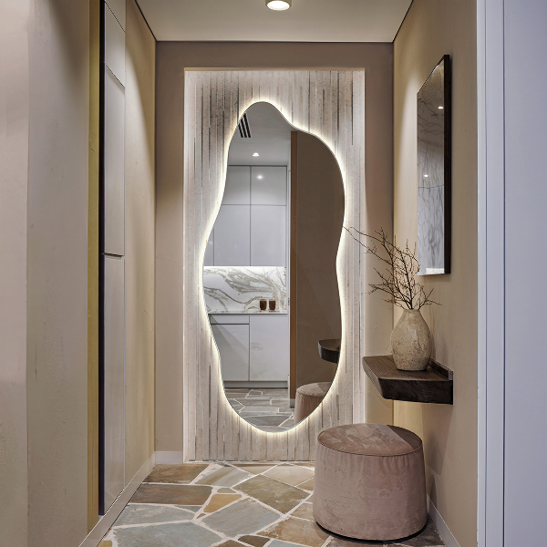 Onregelmatige spiegel met led 40x90 cm